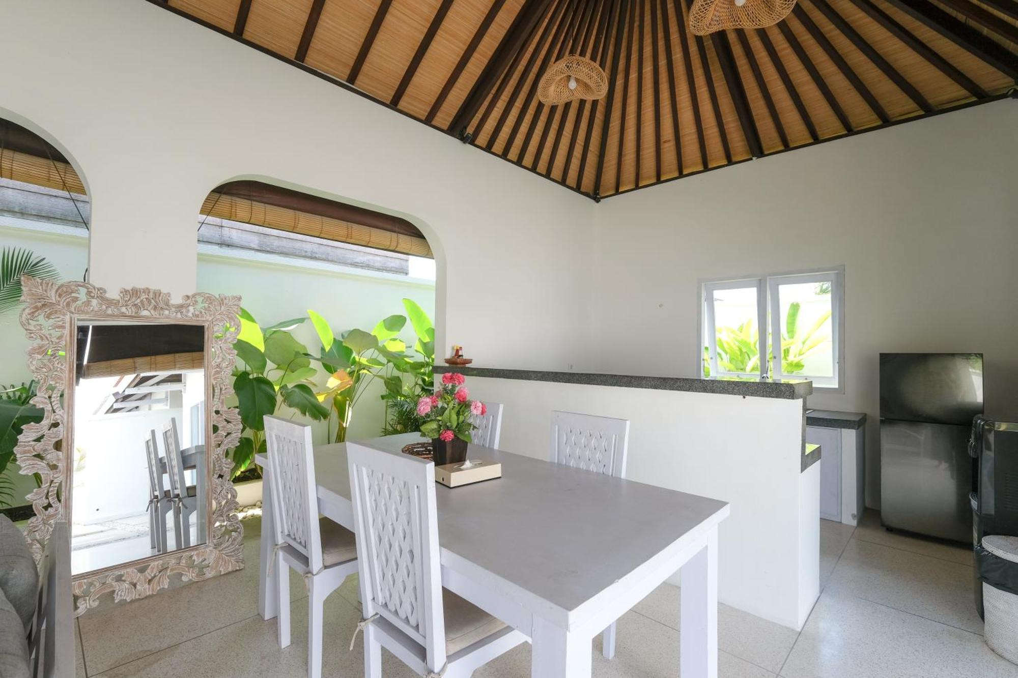 Villa Shanti Bingin อูลูวาตู ภายนอก รูปภาพ